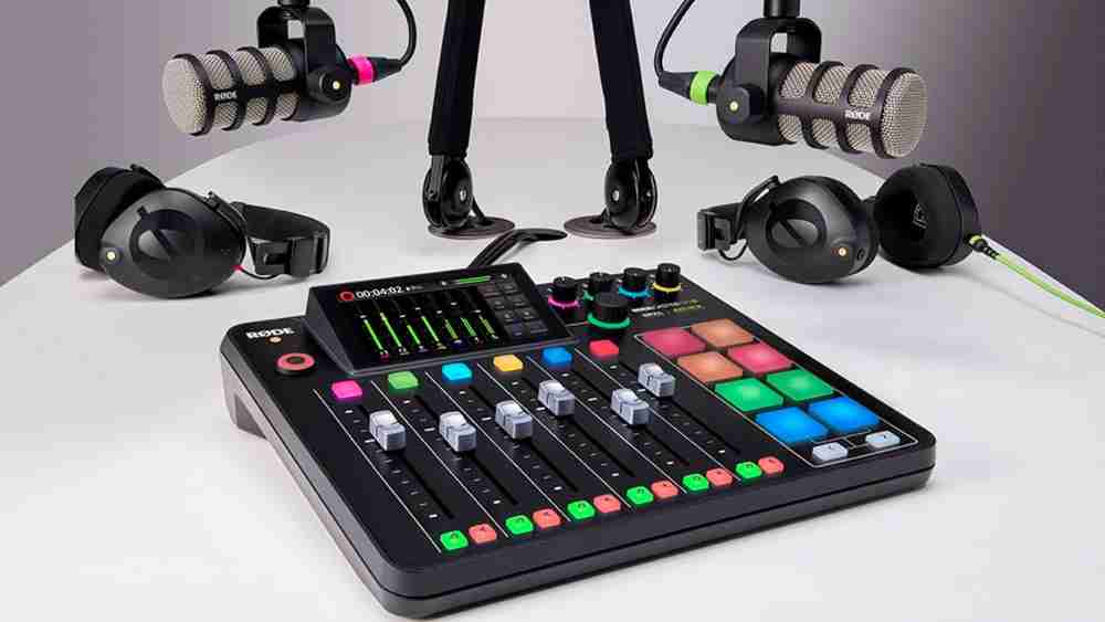 audio mixer for podcast studio setup 